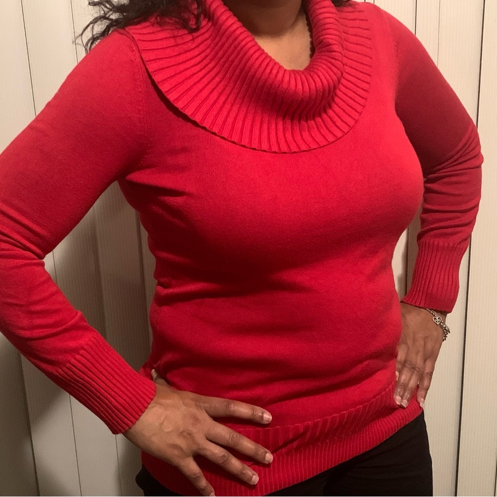 Cable and Gauge light weight red sweater.